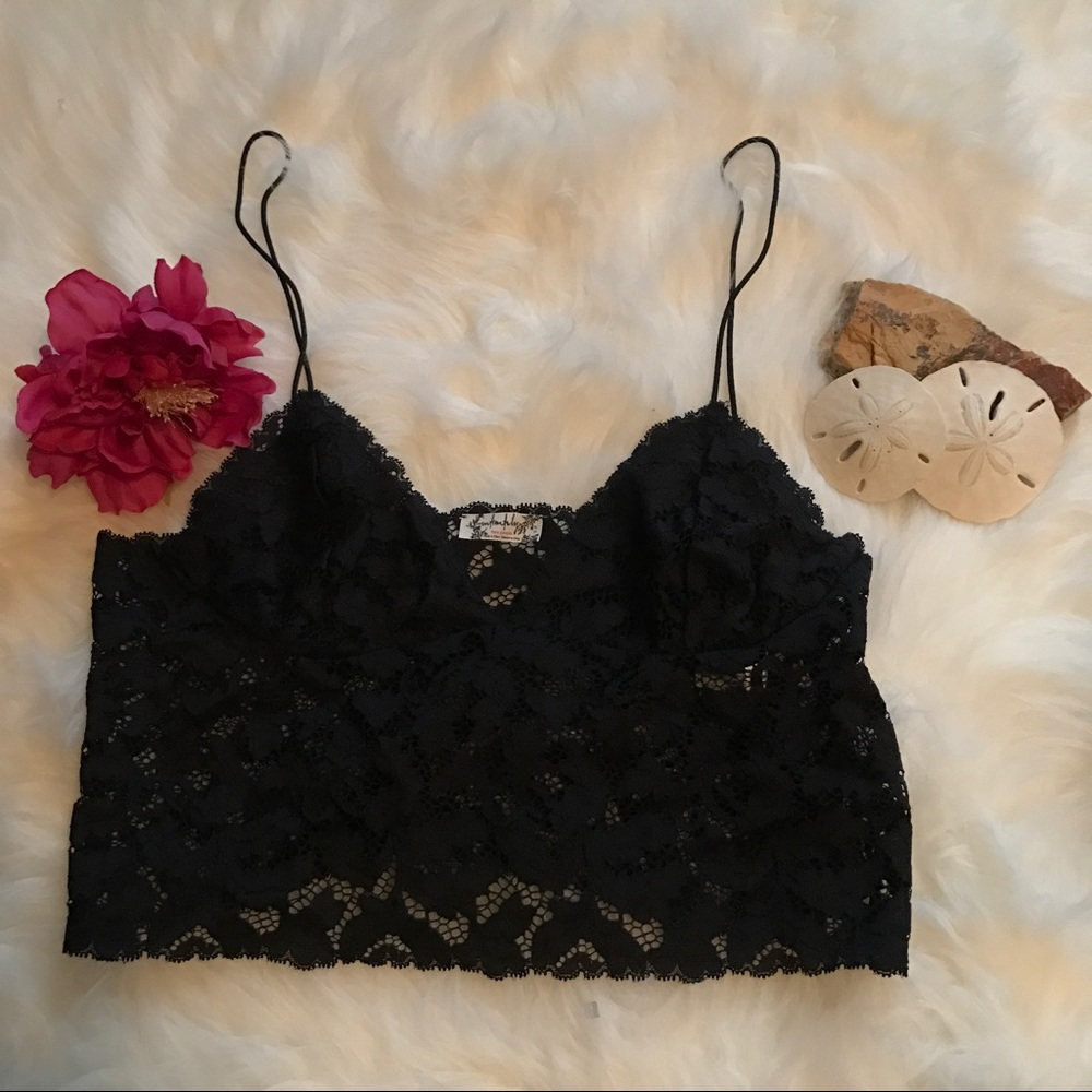 NEW💓 Crochet Black Lace Bralette Urban Outfitters