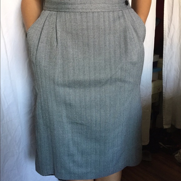 Black and white vintage skirt with pockets - Picture 1 of 2