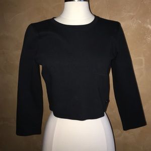 Cropped Abercrobie black sweatshirt