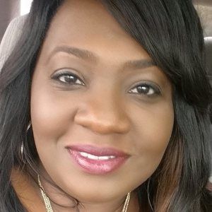 Meet your Posher, Sharlene