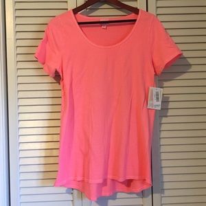 LuLaRoe Classic Tee NWT