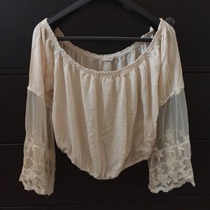 Off the shoulder long sleeve crop top