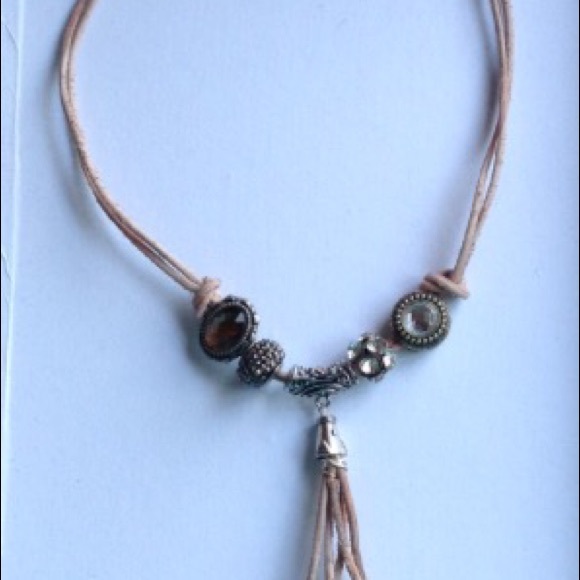 Necklace - Picture 2 of 3