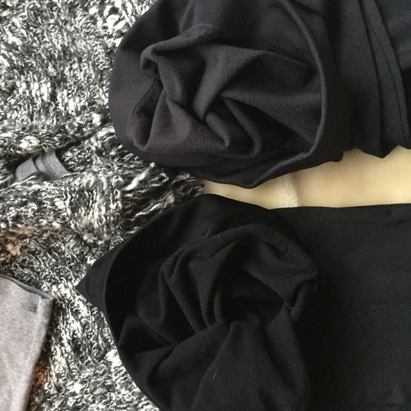 Black and Gray Fleece Lined Leggings - Picture 4 of 4