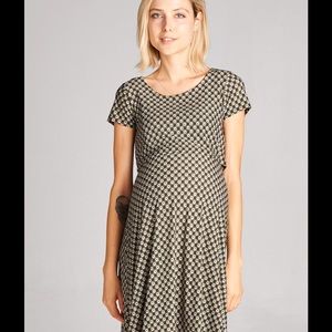 Hello Miz Maternity / Nursing Print Dress