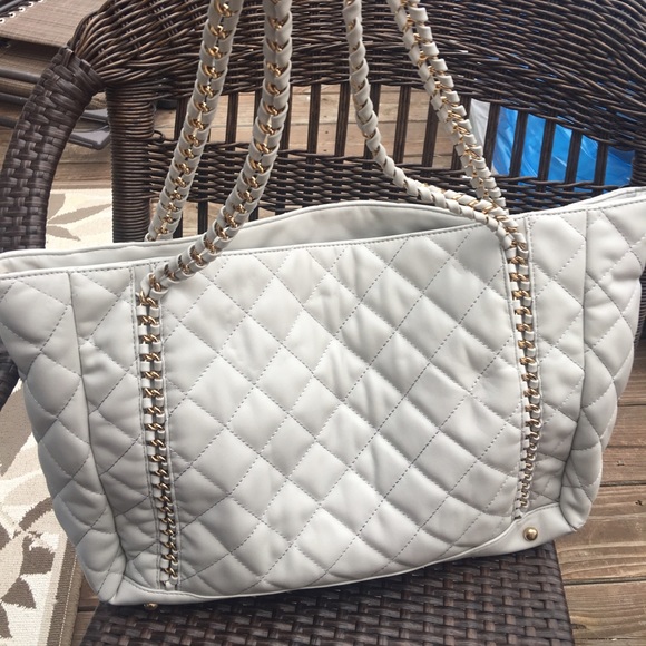 New without tag beautiful purse