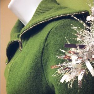 Beautiful KUHL sweater