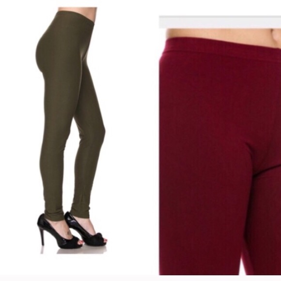 ▫️SOLD OUT▫️Plus Paisley Leggings - Picture 3 of 4