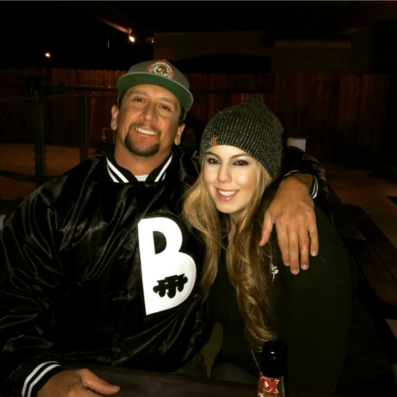 Meet your Posher, Melissa - Picture 1 of 1