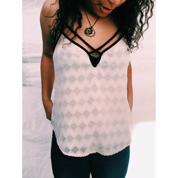Patterned top