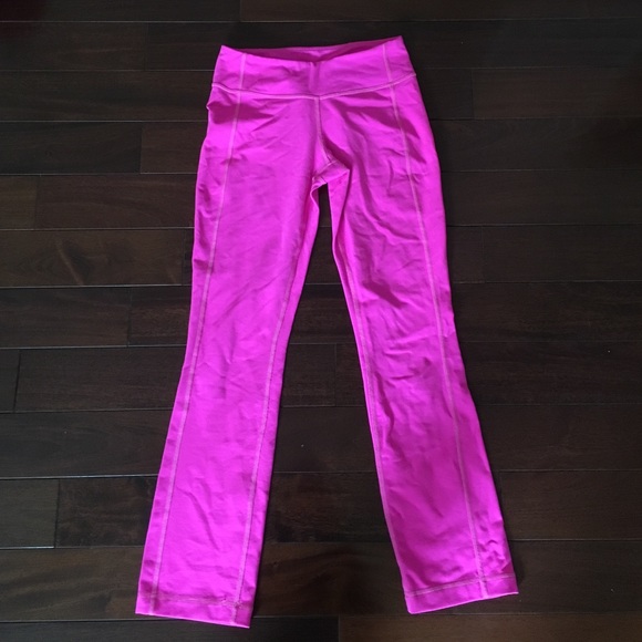 Pink Lululemon leggings