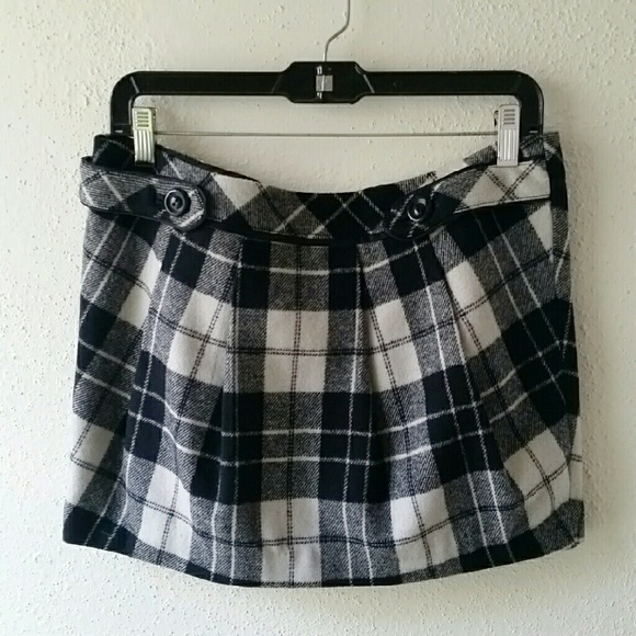 Plaid Skirt - Picture 2 of 4