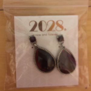 New hanging earrings!