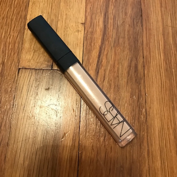 NARS RADIANT CREAMY CONCEALAR M2 GINGER