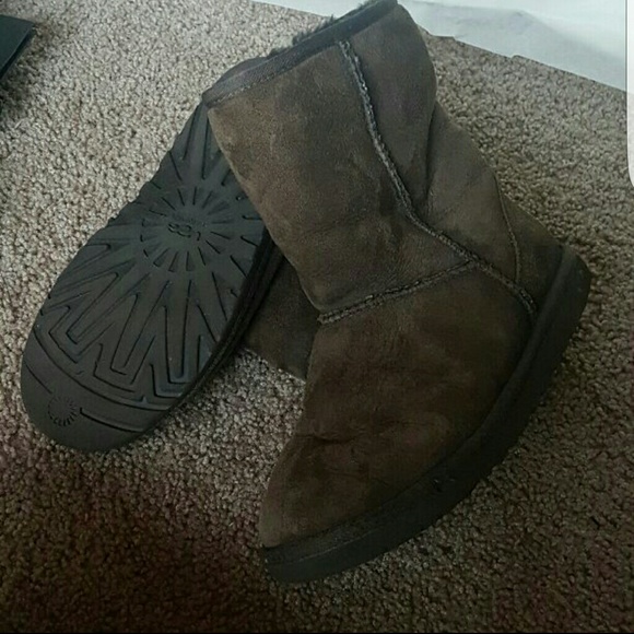 Ugg boots - Picture 2 of 4