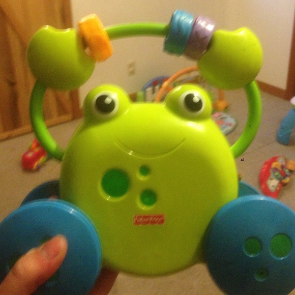 Frog pull toy - Picture 2 of 2