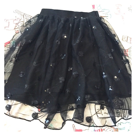Black skirt