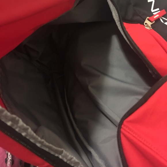 Nike backpack - Picture 3 of 3