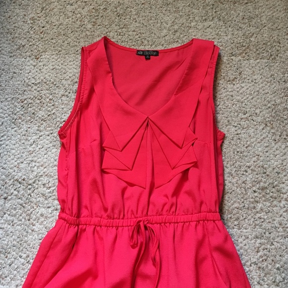 Dress - Picture 2 of 4