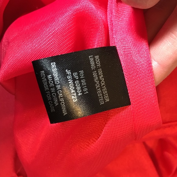 Dress - Picture 4 of 4