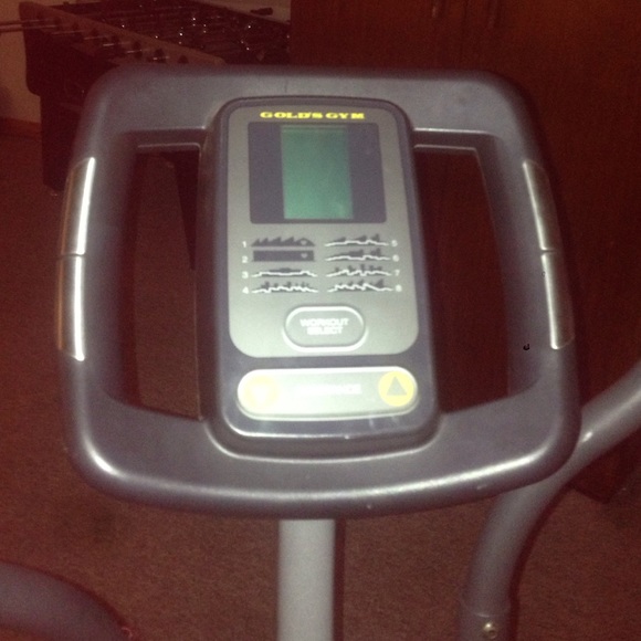 Golds gym elliptical machine - Picture 2 of 3