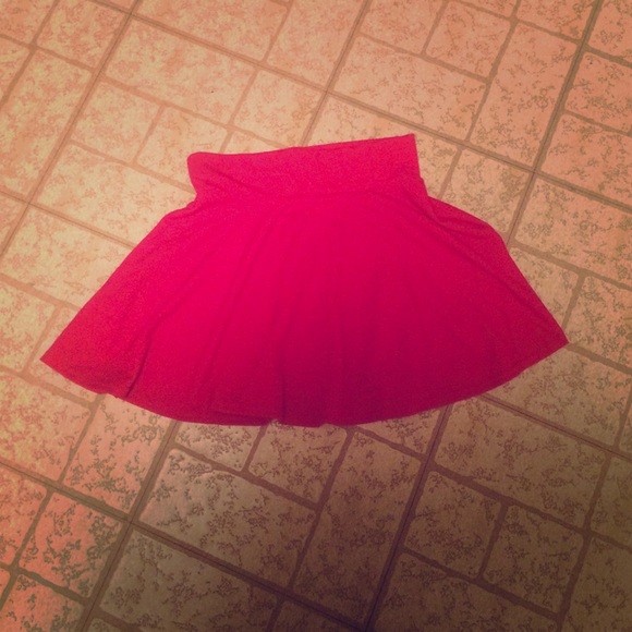 Red skater skirt - Picture 1 of 1
