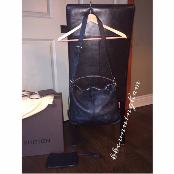Louis Vuitton Mahina Selene PM Noir - Picture 4 of 8