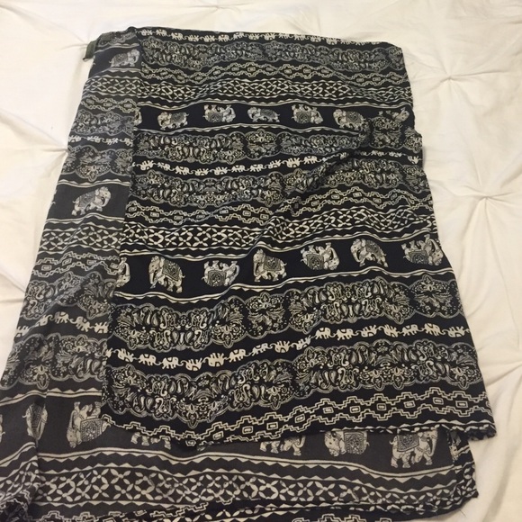 Nordstrom Kimono - Picture 2 of 4