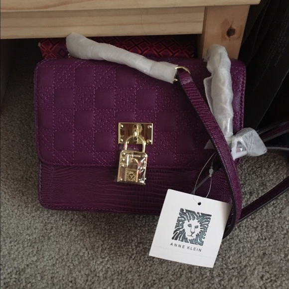 Anne Klein cross-body purse