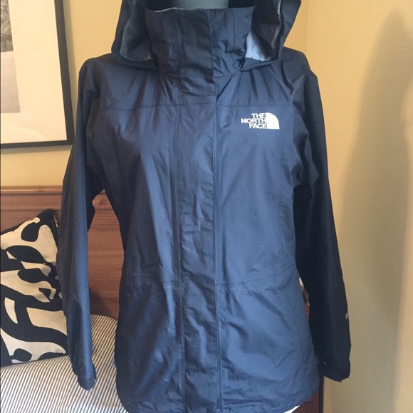 The North Face Hyvent Raincoat
