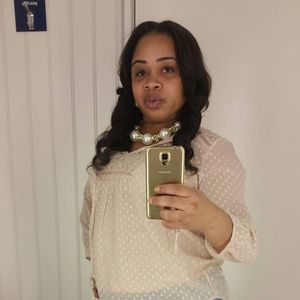 Meet your Posher, Monisha