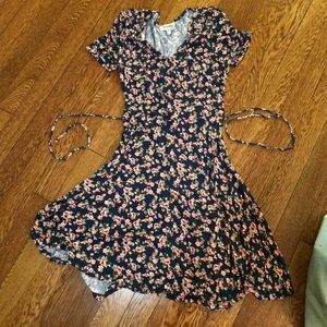 BOGO 50% OFF Size M Floral Dress