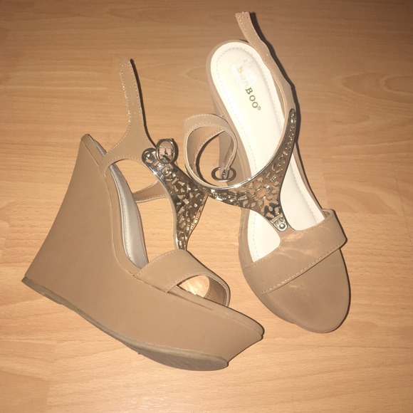 Bamboo Shoes - Brown wedges