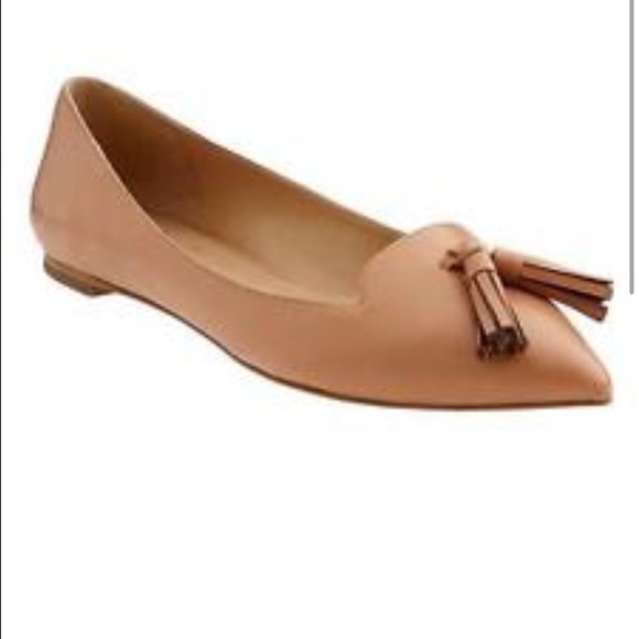 DISO!! Banana Republic Anika leather flat