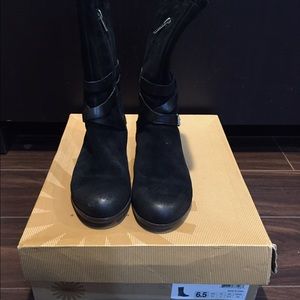 Ugg leather boots