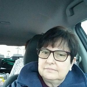 Meet your Posher, Jillian