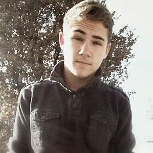 Meet your Posher, Larry