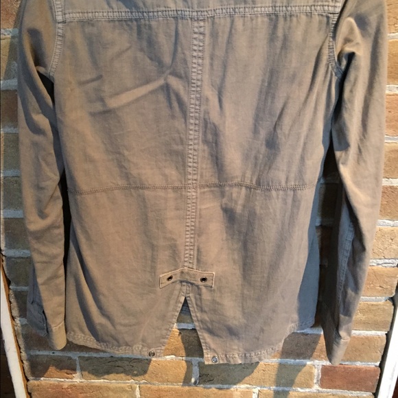 Top - Picture 3 of 4