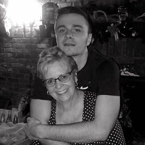 Meet your Posher, Sandy