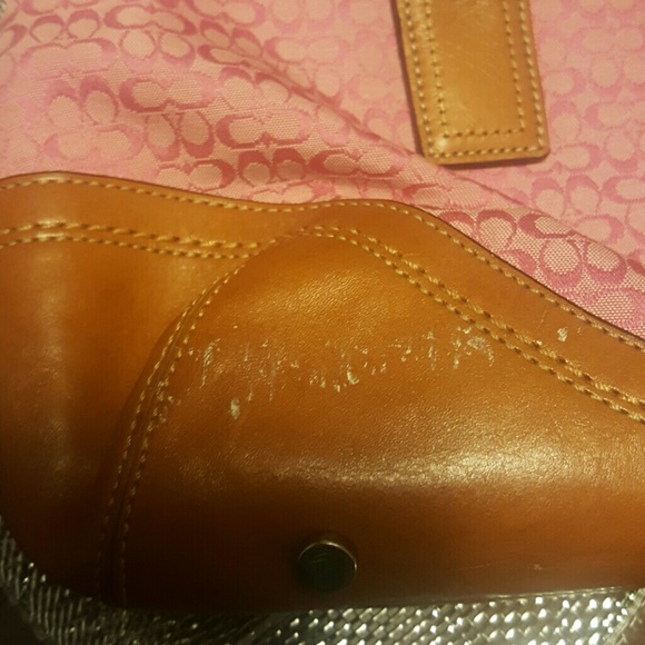 Coach! Coach! Coach! Offers accepted!!! - Picture 2 of 4