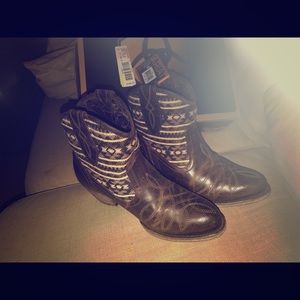 ariat boots