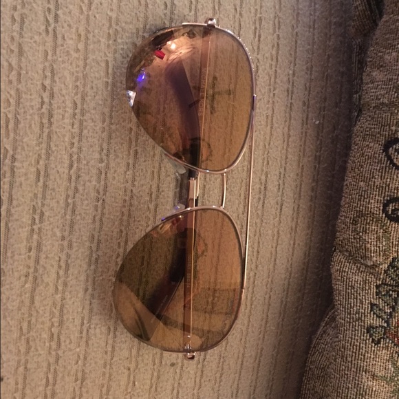 Michael Kors Sunglasses - Picture 2 of 4