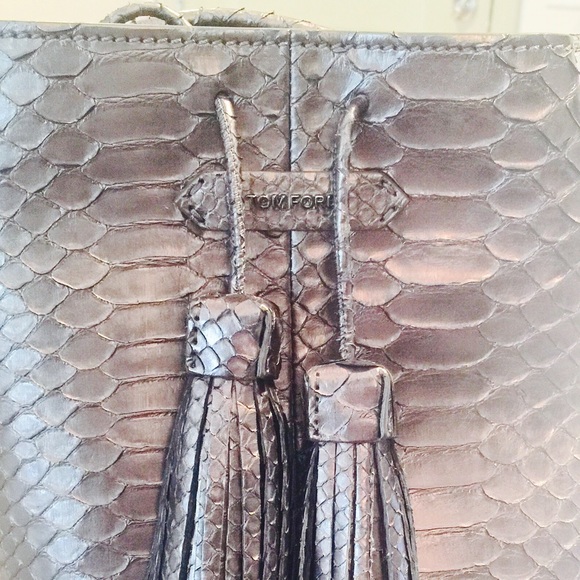 Tom Ford python double tassel bucket bag - Picture 4 of 7