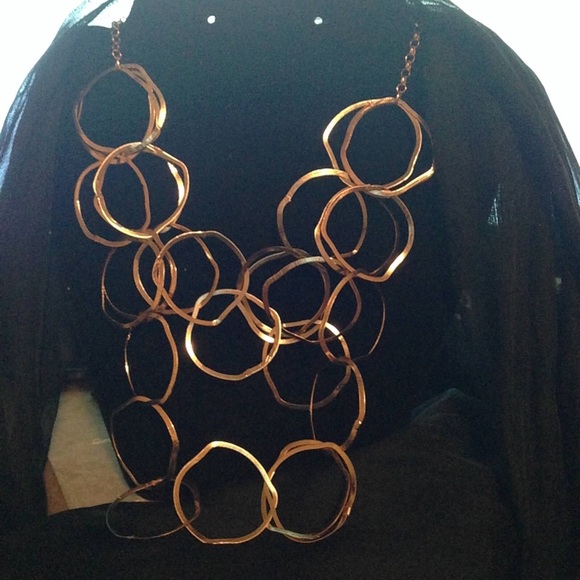 Gold circles Necklace