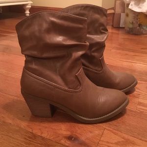 Brown American Eagle bootie