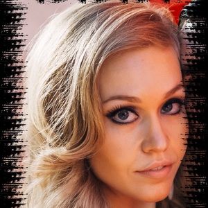 Meet your Posher, Brianne