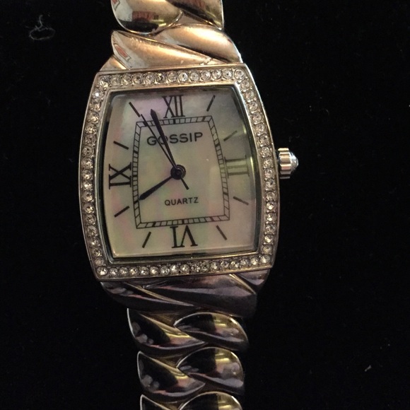 Watch - Picture 2 of 3