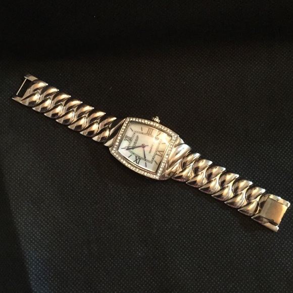 Watch - Picture 3 of 3