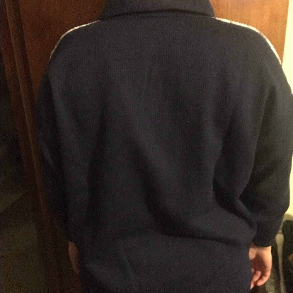 Sweater - Picture 4 of 4