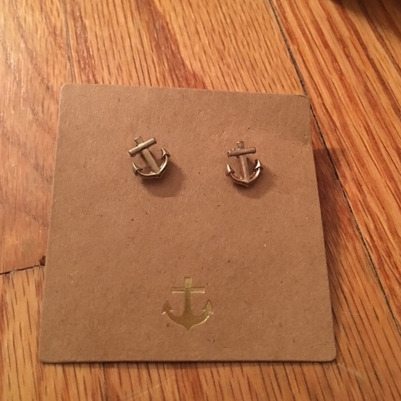 Little anchor earings!
